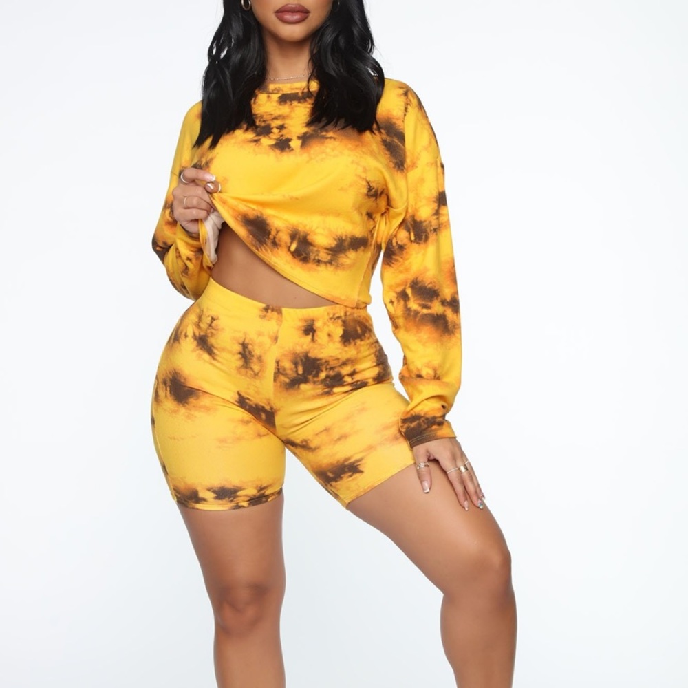 Love Burn Tie Dye Short Set - Yellow